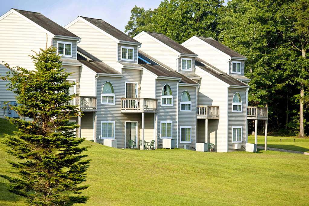 Pocono Mountain Villas By Exploria Resorts East Stroudsburg Exterior photo